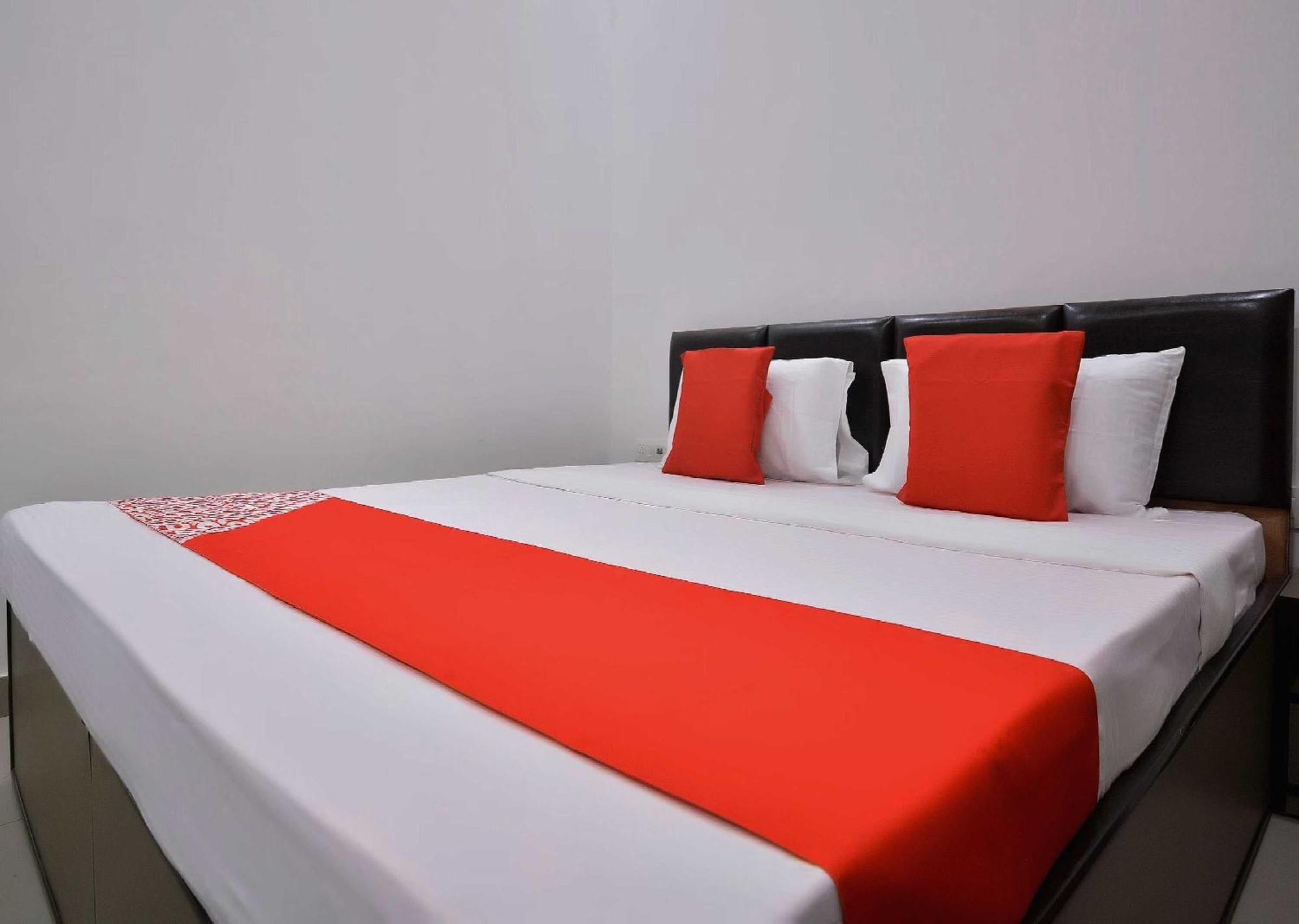 Hotel O White Solitaire Лудхиана Экстерьер фото