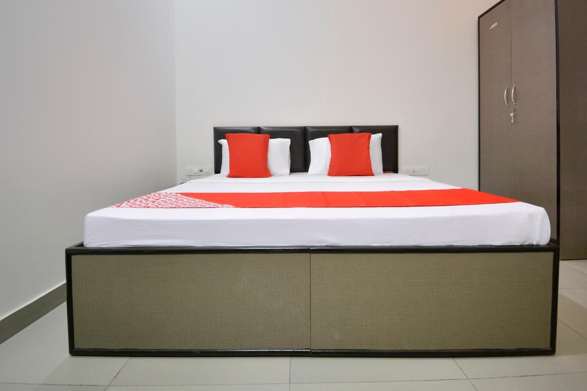 Hotel O White Solitaire Лудхиана Экстерьер фото